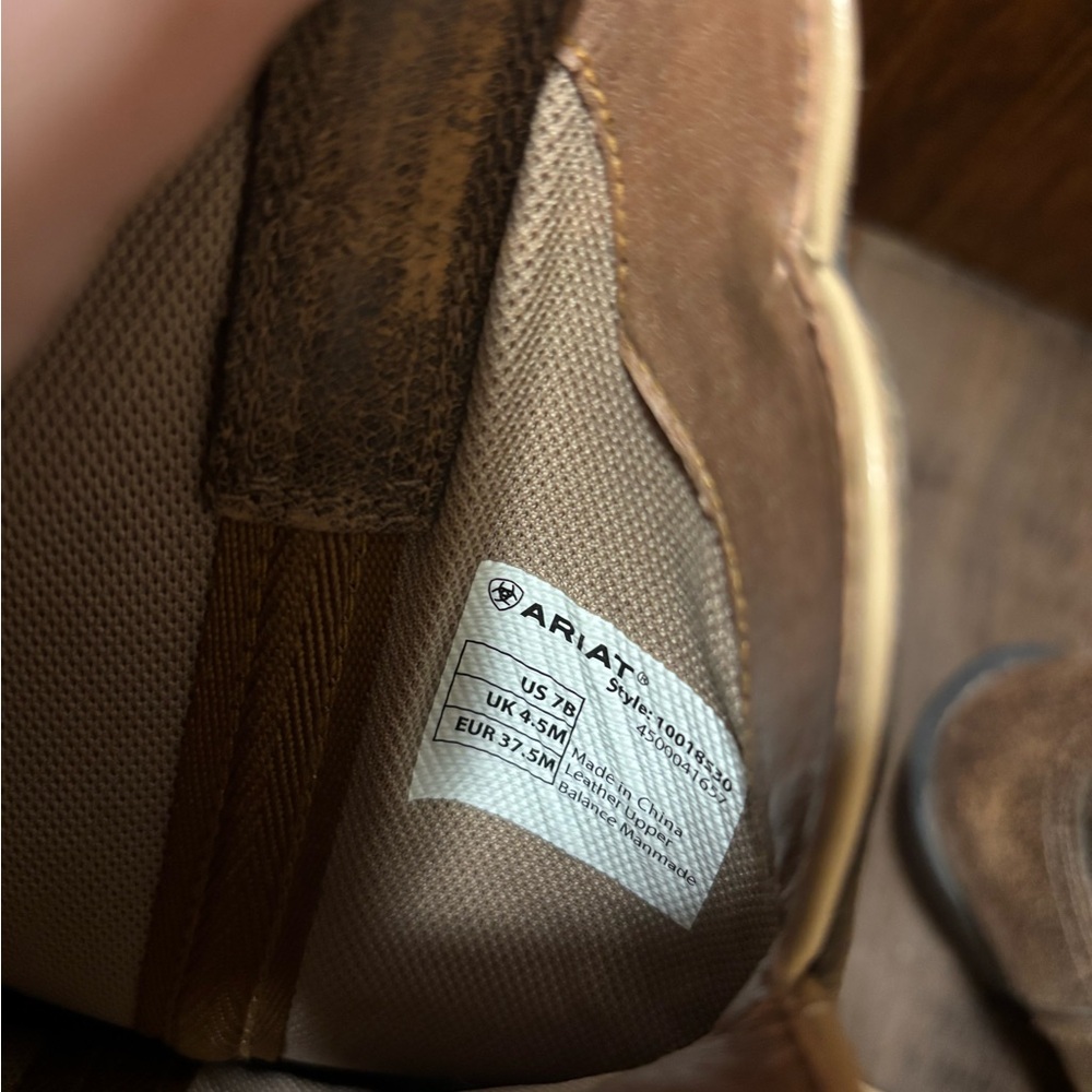 Ariat Tan Western Boots - Picture 4 of 6